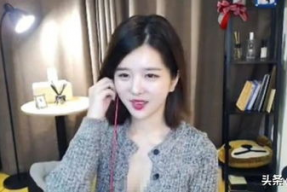 韩国网红可爱女主播,甜美笑容下的直播魅力揭秘”