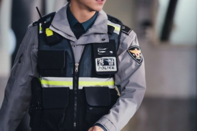 李升基照片