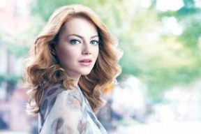 女明星的英文,From Stardom to Icon: The Evolution of Female Celebrities